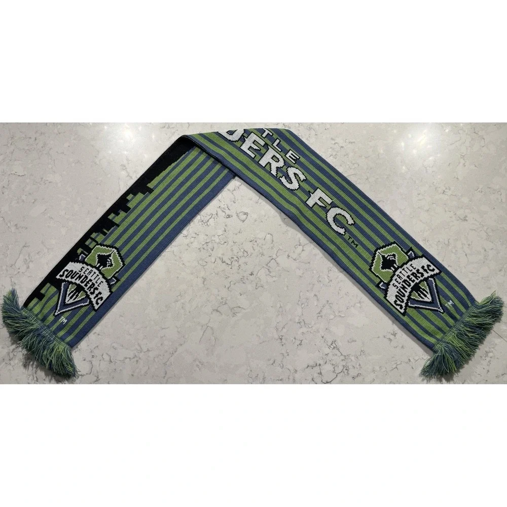 Seattle Sounders FC Ruffneck Scarf OS Green Blue MLS Soccer Skyline Reversible